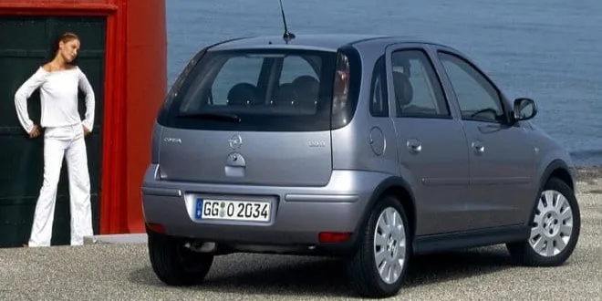 2004 Model Opel Corsa