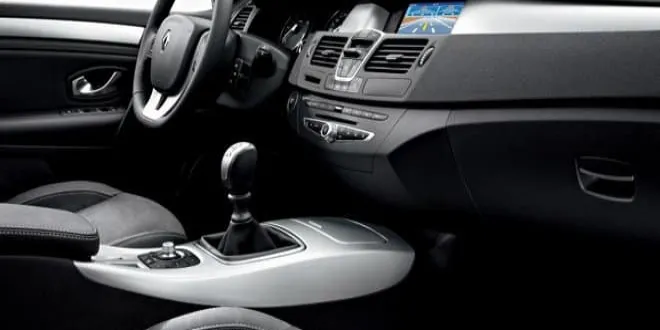 2010 Model Renault Laguna