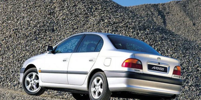 2000 Model Toyota Avensis