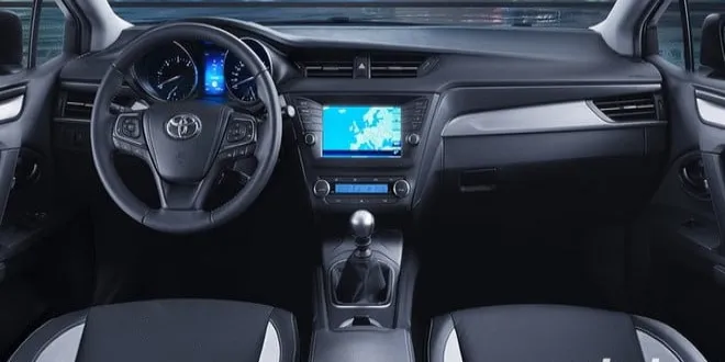 2015 Model Toyota Avensis