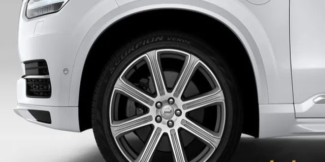 2017 Model 2.0 D5 R-Design